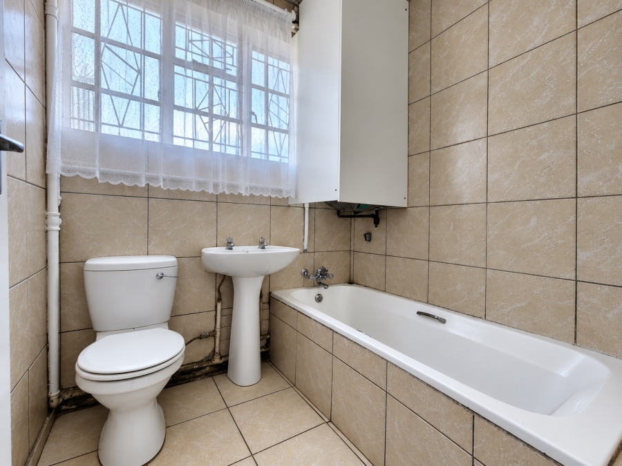 2 Bedroom Property for Sale in Peacehaven Gauteng