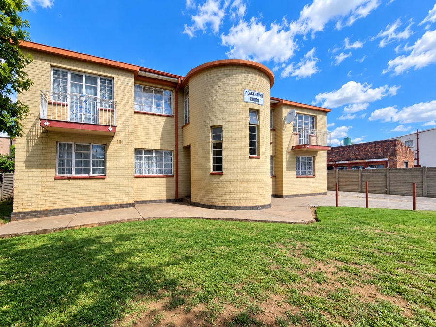 2 Bedroom Property for Sale in Peacehaven Gauteng