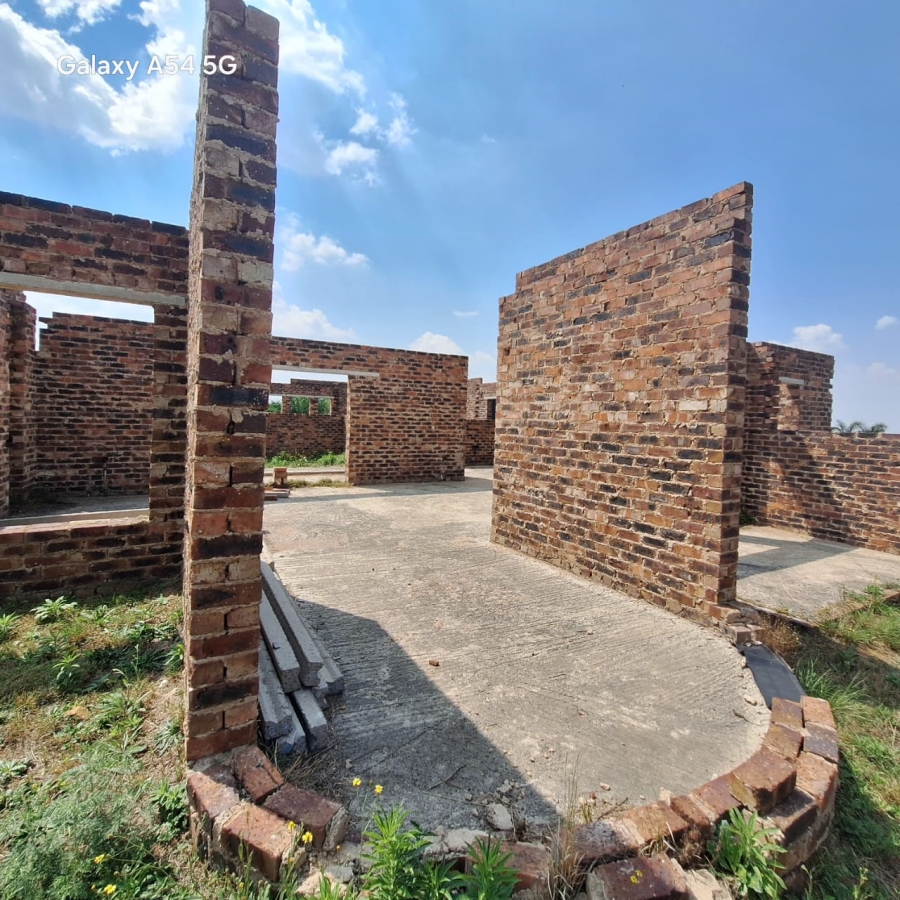 5 Bedroom Property for Sale in Berg En Dal Gauteng