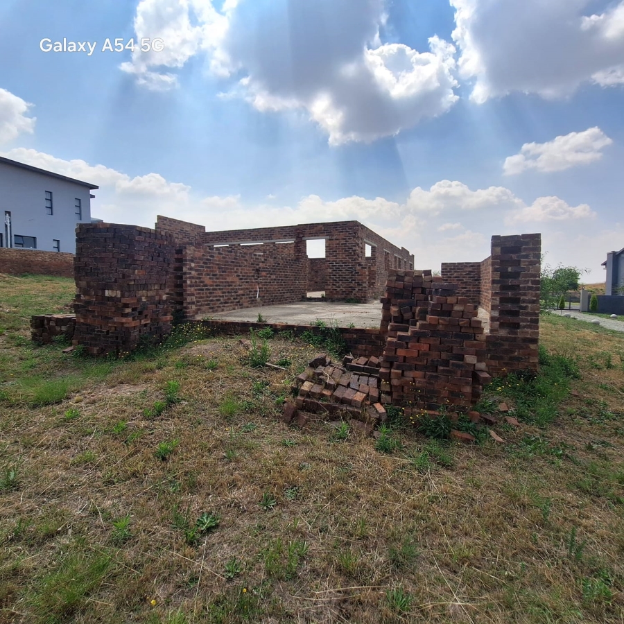 5 Bedroom Property for Sale in Berg En Dal Gauteng