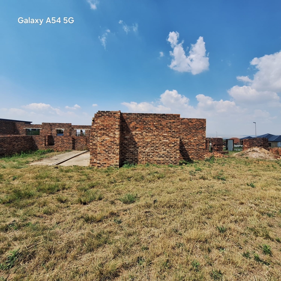 5 Bedroom Property for Sale in Berg En Dal Gauteng