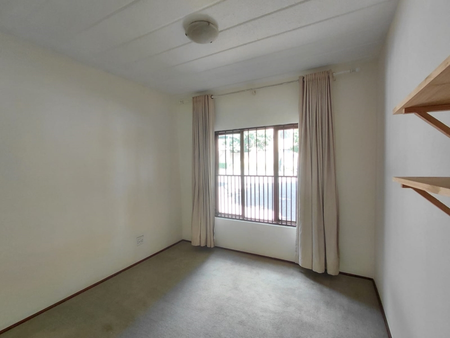 2 Bedroom Property for Sale in Douglasdale Gauteng