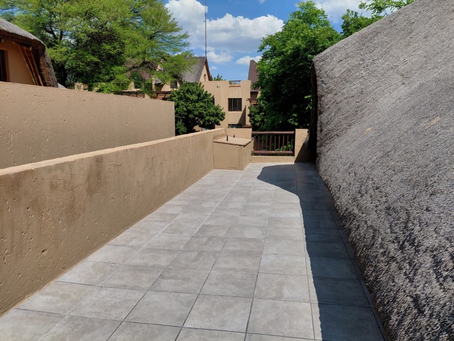 2 Bedroom Property for Sale in Douglasdale Gauteng