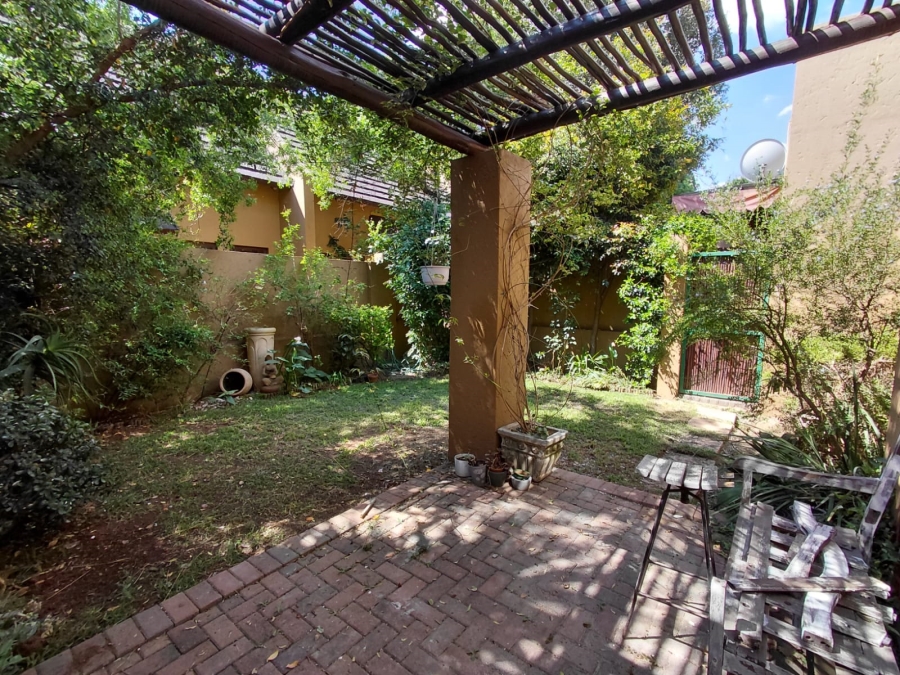 2 Bedroom Property for Sale in Douglasdale Gauteng