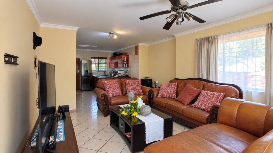 2 Bedroom Property for Sale in Wierda Park Gauteng