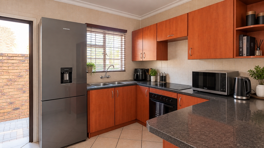 2 Bedroom Property for Sale in Wierda Park Gauteng