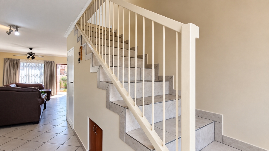2 Bedroom Property for Sale in Wierda Park Gauteng