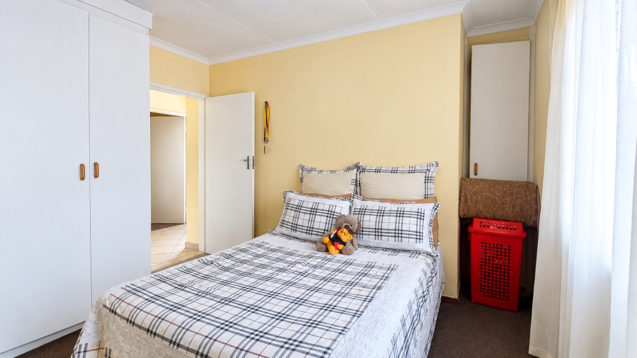 2 Bedroom Property for Sale in Wierda Park Gauteng