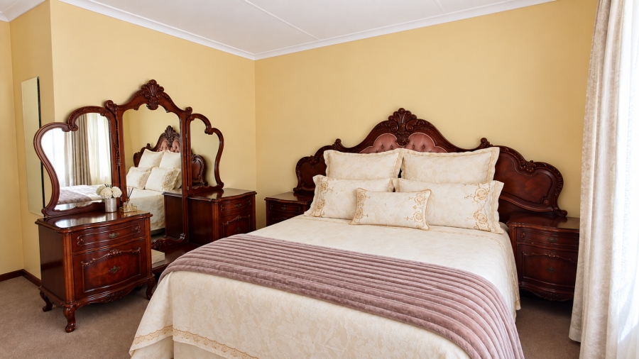 2 Bedroom Property for Sale in Wierda Park Gauteng