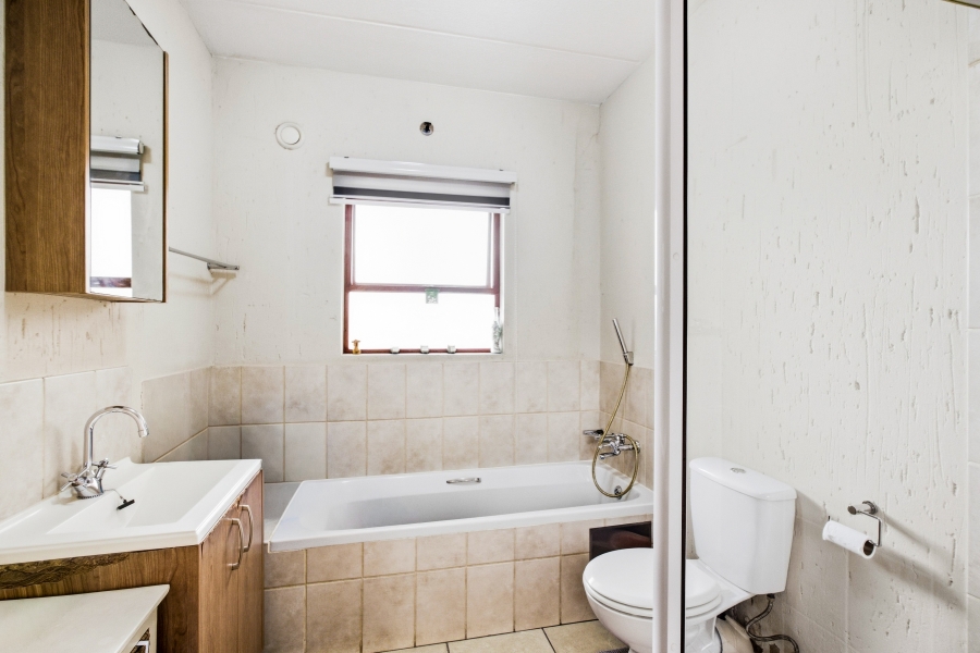 2 Bedroom Property for Sale in Douglasdale Gauteng