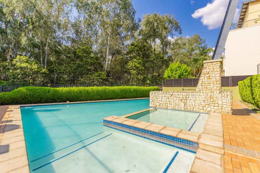 2 Bedroom Property for Sale in Douglasdale Gauteng