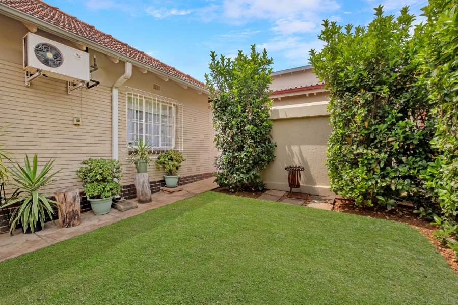 3 Bedroom Property for Sale in Linden Gauteng