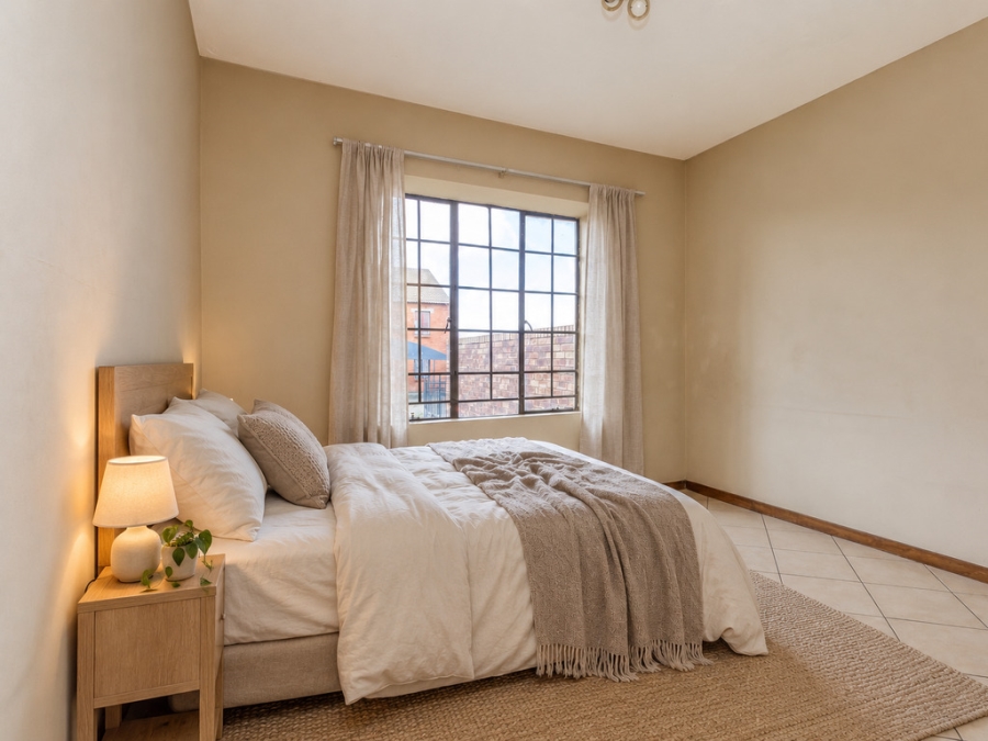 2 Bedroom Property for Sale in Noordwyk Gauteng