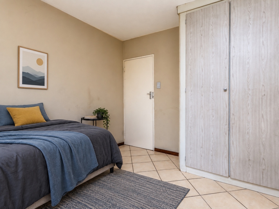 2 Bedroom Property for Sale in Noordwyk Gauteng