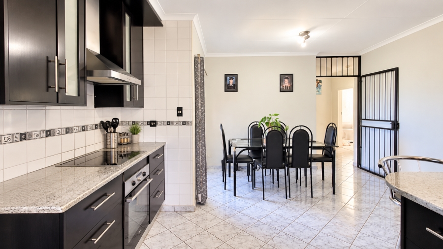 3 Bedroom Property for Sale in The Reeds Gauteng