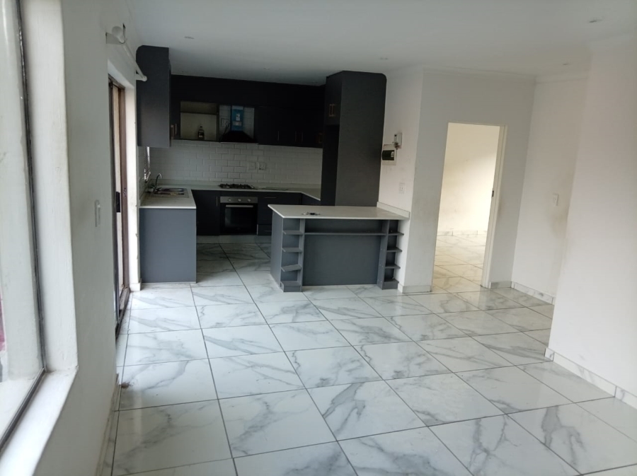 To Let 2 Bedroom Property for Rent in Ferndale Gauteng