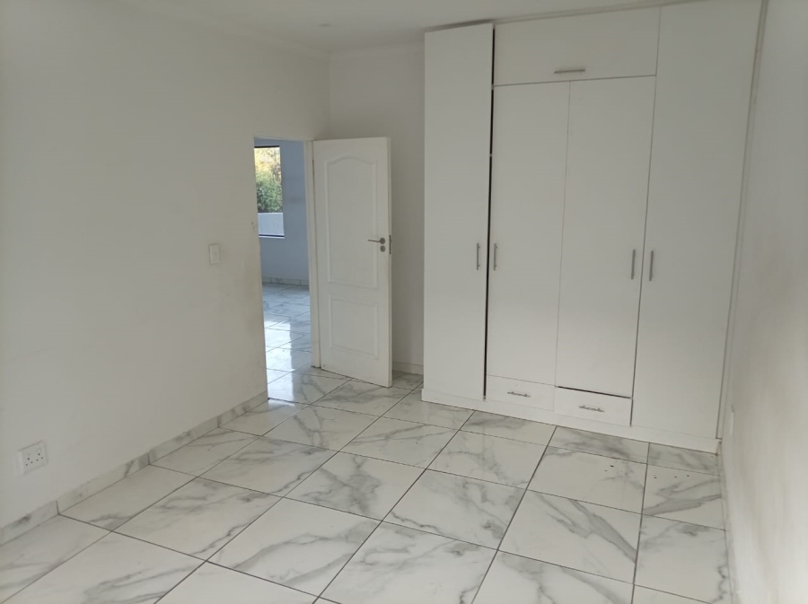 To Let 2 Bedroom Property for Rent in Ferndale Gauteng