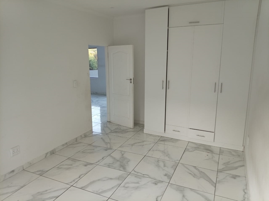 To Let 2 Bedroom Property for Rent in Ferndale Gauteng