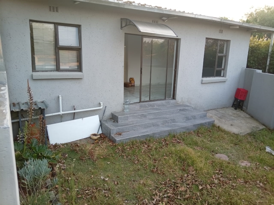 To Let 2 Bedroom Property for Rent in Ferndale Gauteng