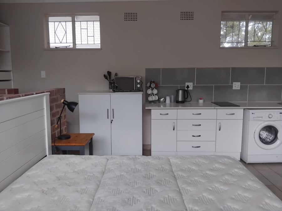 To Let 1 Bedroom Property for Rent in Blairgowrie Gauteng