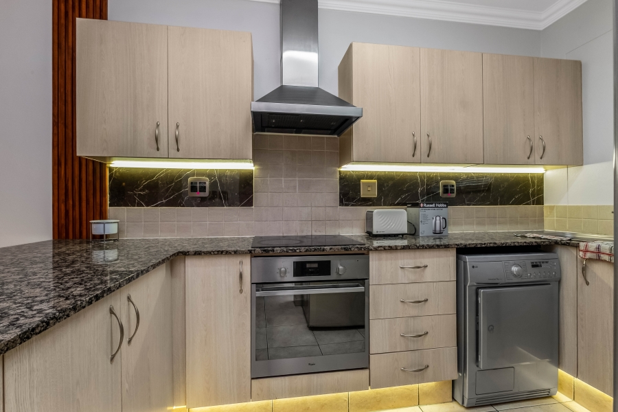 To Let 2 Bedroom Property for Rent in Morningside Gauteng