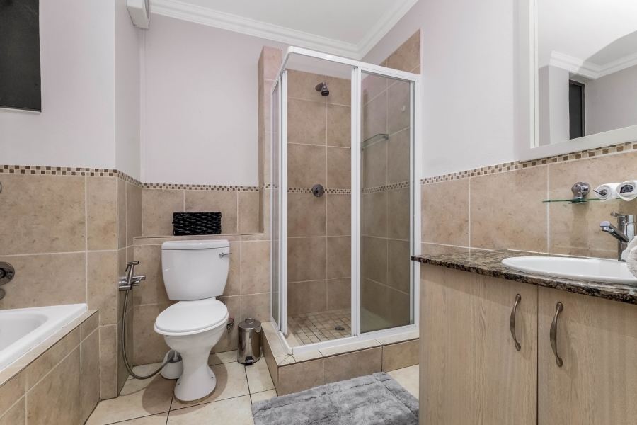 To Let 2 Bedroom Property for Rent in Morningside Gauteng