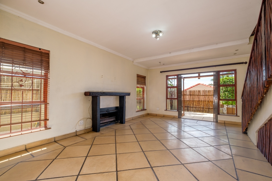 To Let 3 Bedroom Property for Rent in Craigavon Gauteng