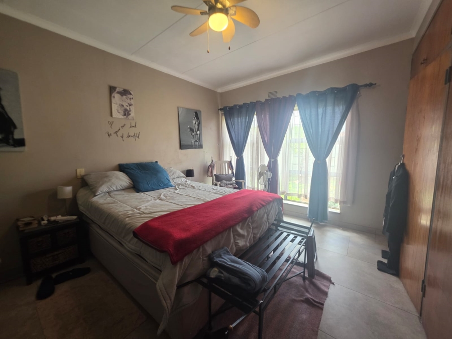 3 Bedroom Property for Sale in Vanderbijlpark SE 6 Gauteng