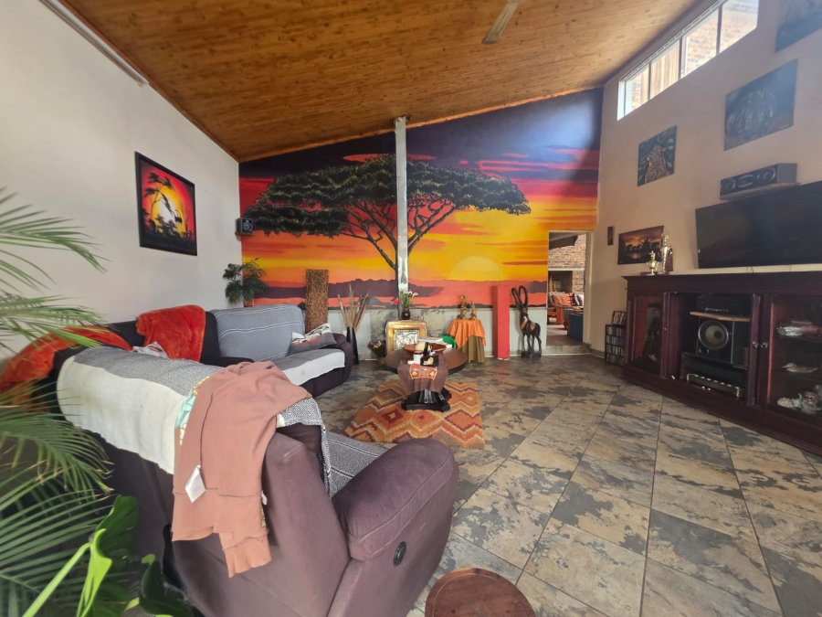 3 Bedroom Property for Sale in Vanderbijlpark SE 6 Gauteng