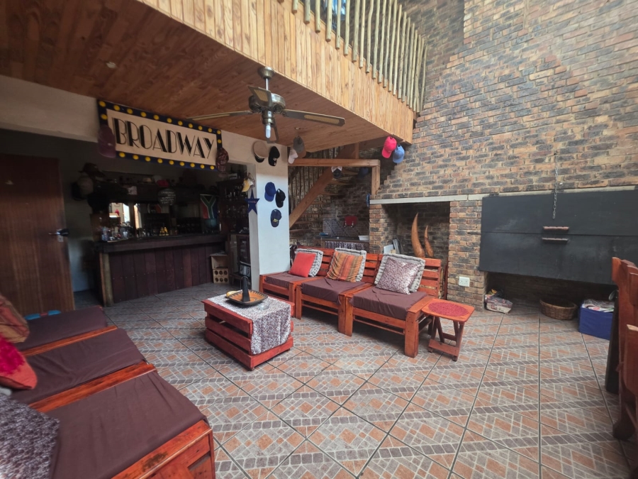 3 Bedroom Property for Sale in Vanderbijlpark SE 6 Gauteng
