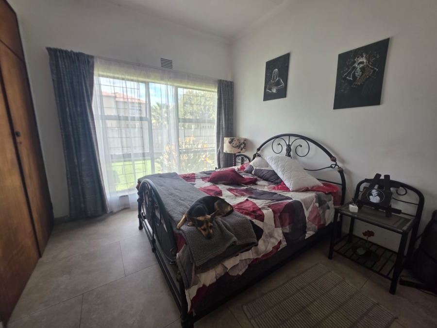 3 Bedroom Property for Sale in Vanderbijlpark SE 6 Gauteng