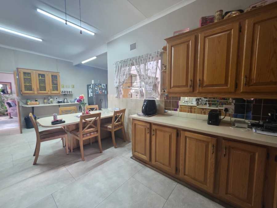 3 Bedroom Property for Sale in Vanderbijlpark SE 6 Gauteng