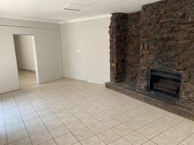 To Let 3 Bedroom Property for Rent in Bramley Park Gauteng