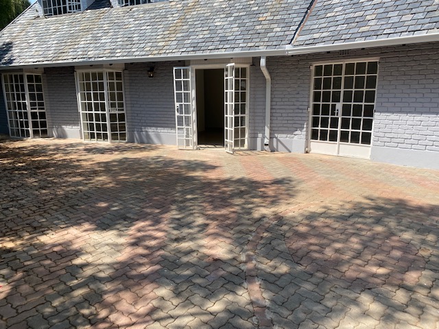 To Let 3 Bedroom Property for Rent in Bramley Park Gauteng