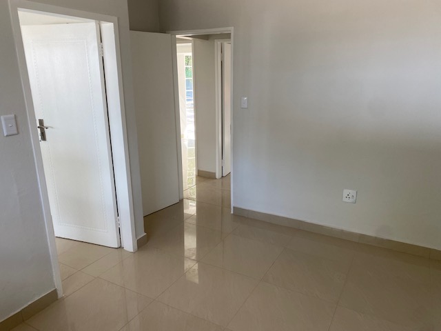 To Let 3 Bedroom Property for Rent in Bramley Park Gauteng