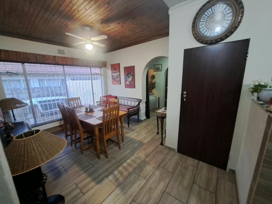 4 Bedroom Property for Sale in Vanderbijlpark SE 7 Gauteng