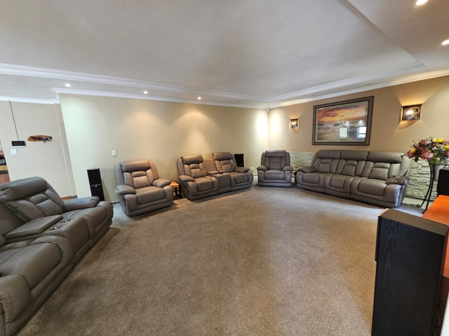 4 Bedroom Property for Sale in Vanderbijlpark SW 5 Gauteng