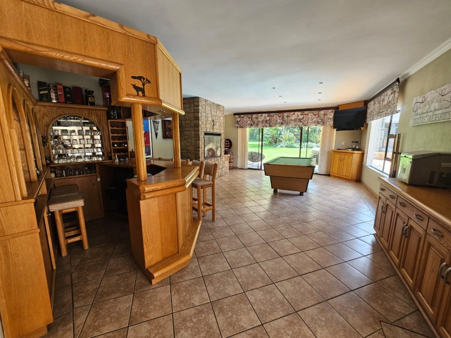 4 Bedroom Property for Sale in Vanderbijlpark SW 5 Gauteng
