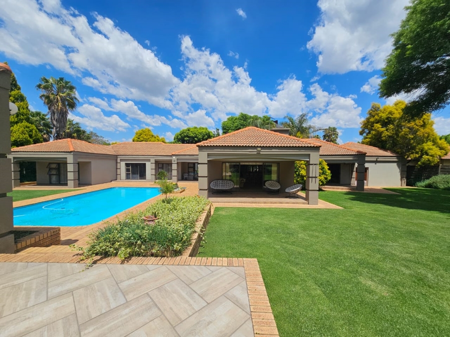 4 Bedroom Property for Sale in Vanderbijlpark SW 5 Gauteng