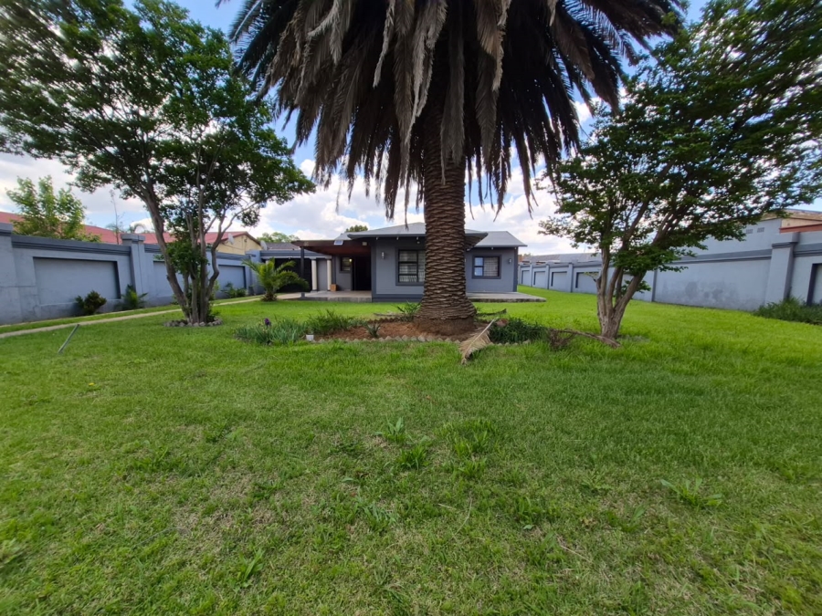 3 Bedroom Property for Sale in Comet Gauteng