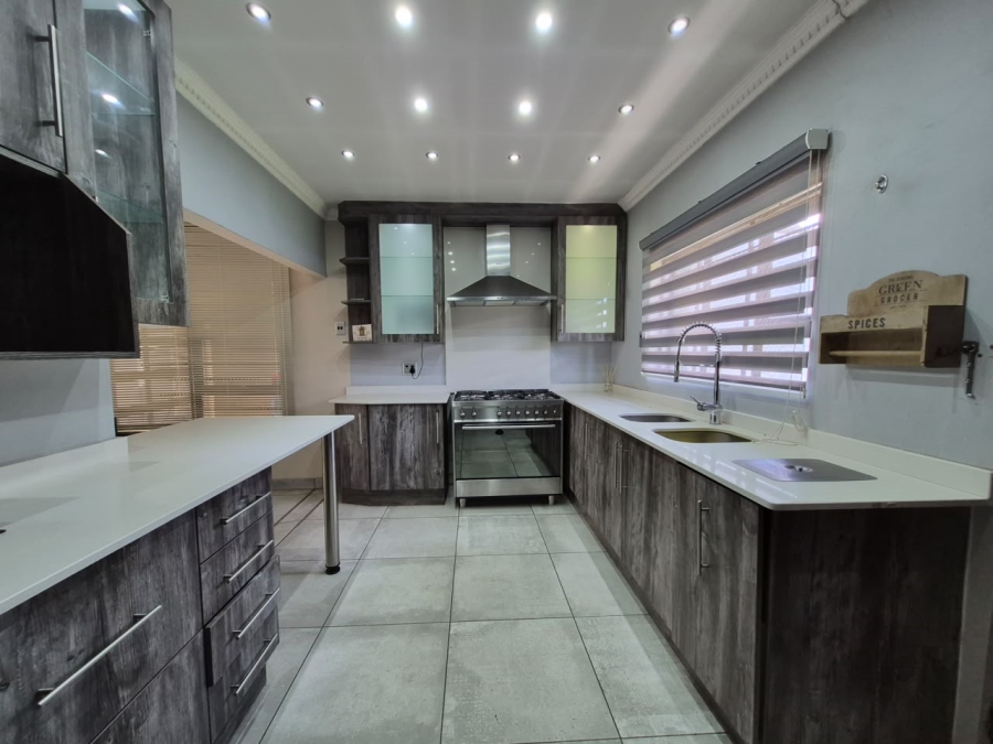 3 Bedroom Property for Sale in Comet Gauteng
