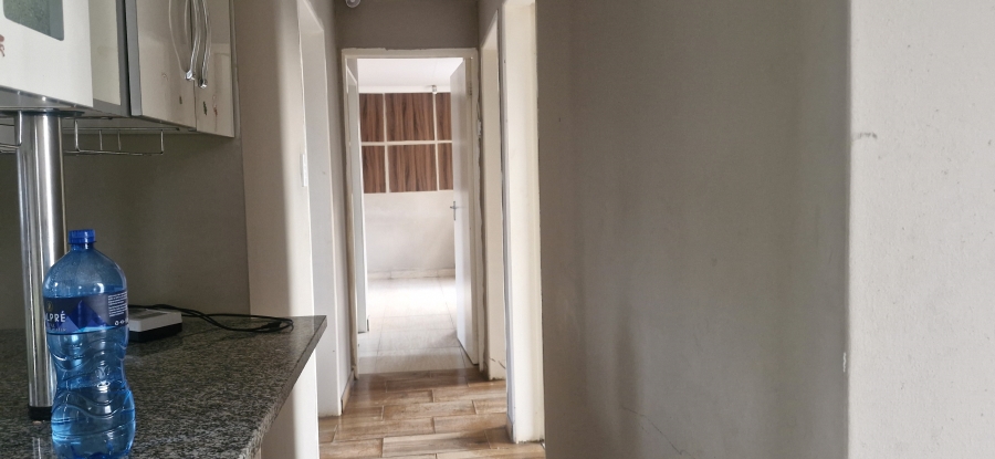 To Let 3 Bedroom Property for Rent in Glenway Estate Gauteng