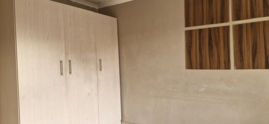 To Let 3 Bedroom Property for Rent in Glenway Estate Gauteng