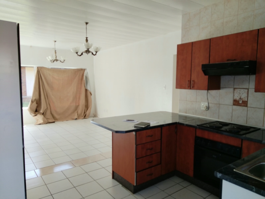 2 Bedroom Property for Sale in Kempton Park Ext 5 Gauteng