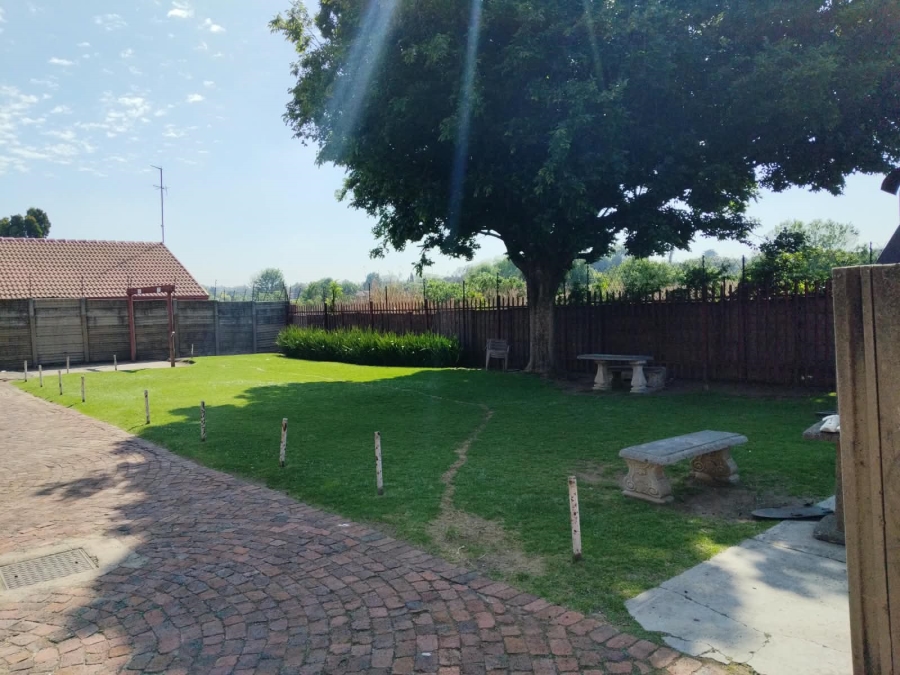 2 Bedroom Property for Sale in Kempton Park Ext 5 Gauteng