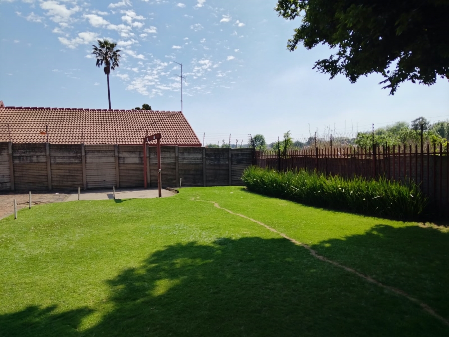 2 Bedroom Property for Sale in Kempton Park Ext 5 Gauteng