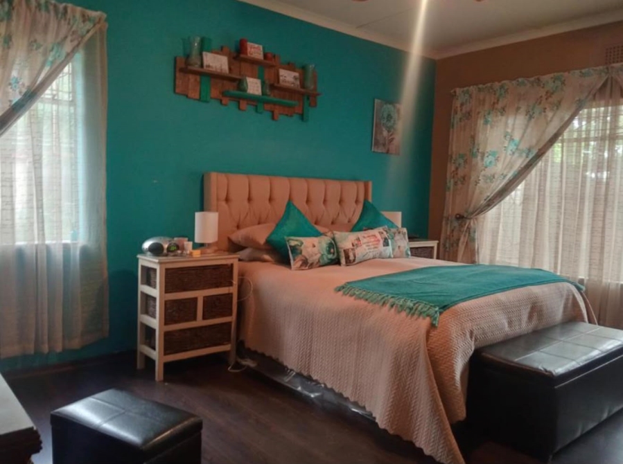 5 Bedroom Property for Sale in Birchleigh Gauteng