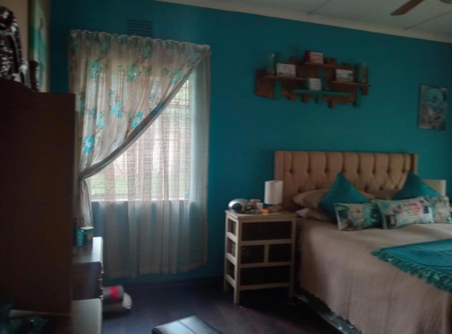5 Bedroom Property for Sale in Birchleigh Gauteng