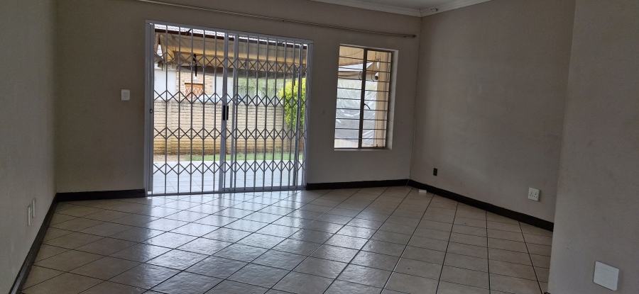 To Let 3 Bedroom Property for Rent in Willow Park Manor Gauteng
