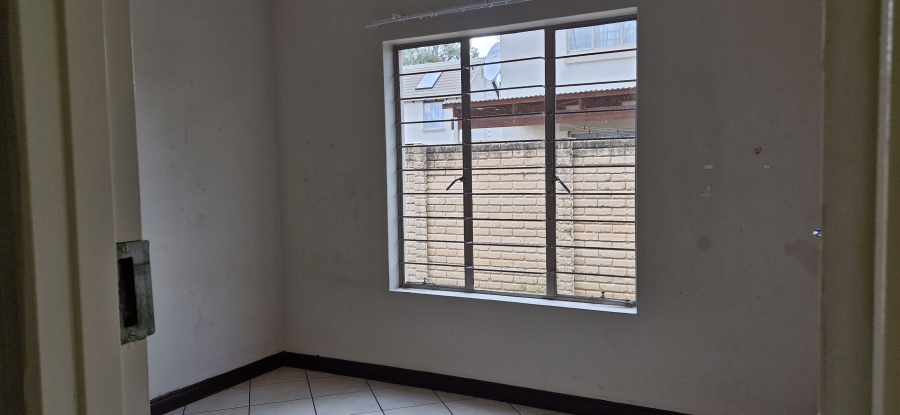 To Let 3 Bedroom Property for Rent in Willow Park Manor Gauteng